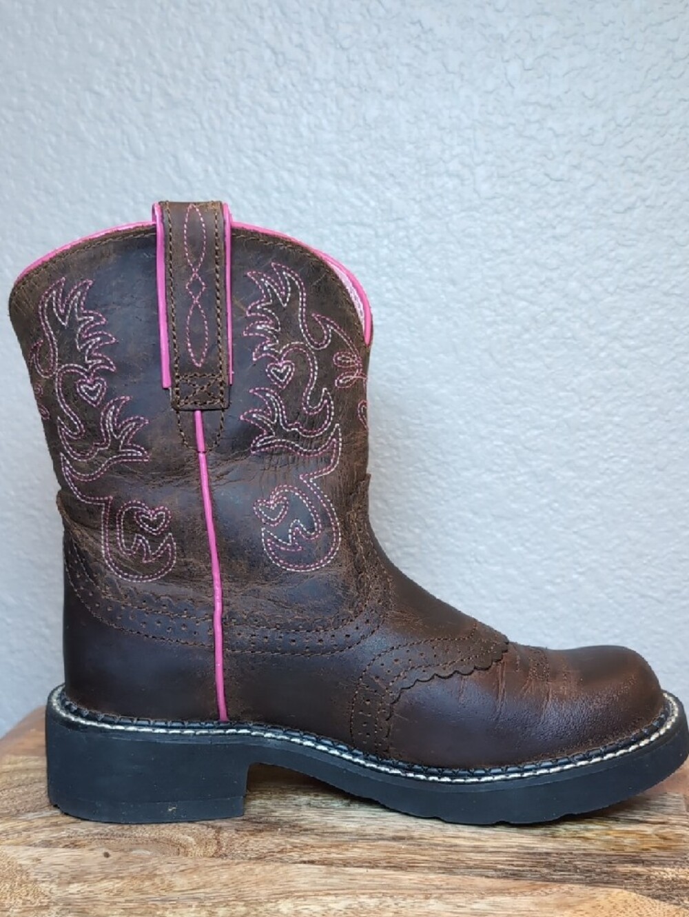 Ariat Fat Baby Leather Cowboy Boots with Pink Trim - Picture 5 of 10